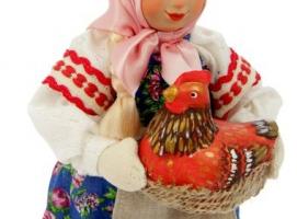 Сувенирная кукла Девочка с курицей 28 см  МИКС (А2-8-1)