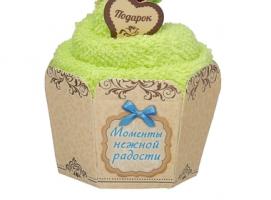 Полотенце сувенирное пироженка Collorista Клубничный подарок 30х30, хлопок