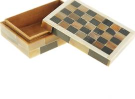 Шкатулка из бивня буйвола Шахматка