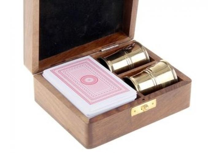 Шкатулка Выпивоха (2 колоды, 2 рюмки)