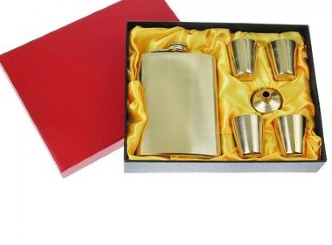 Набор подарочный 6в1 Золото: 240 мл, 4 рюмки, воронка